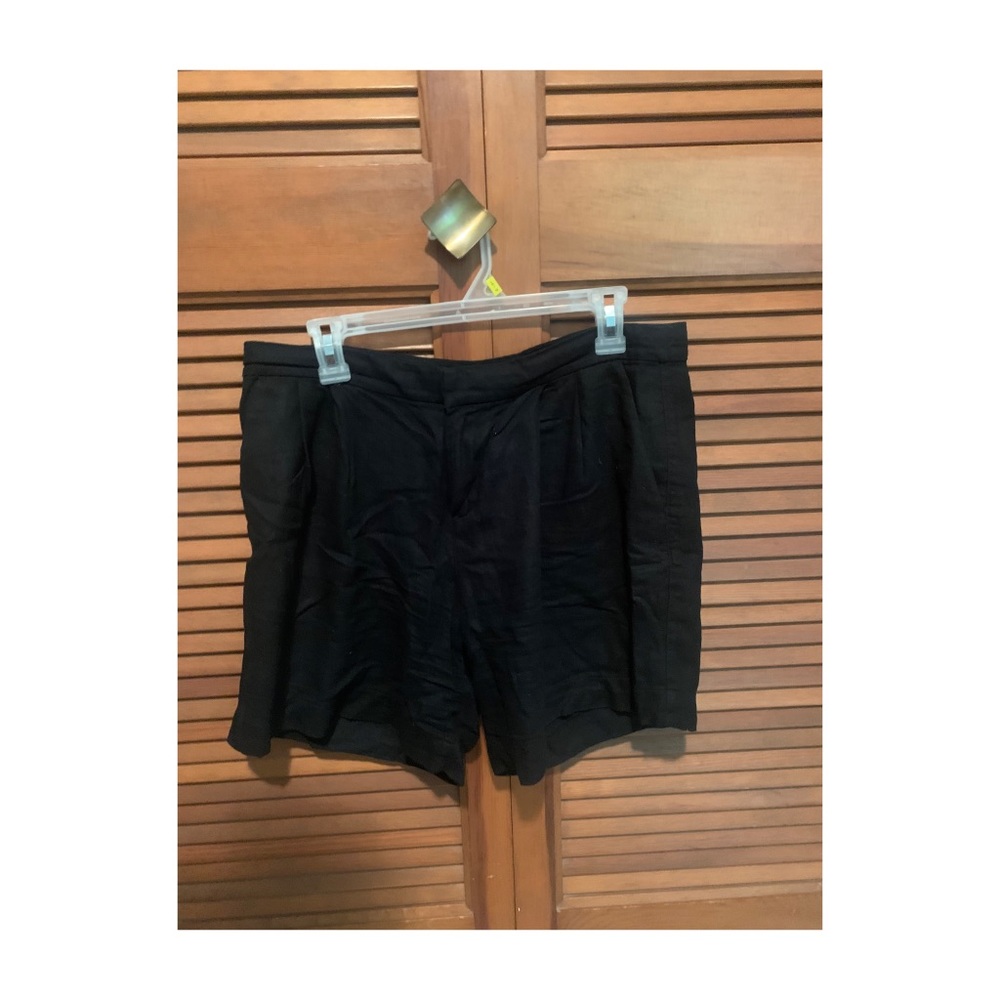 Linen blend shorts